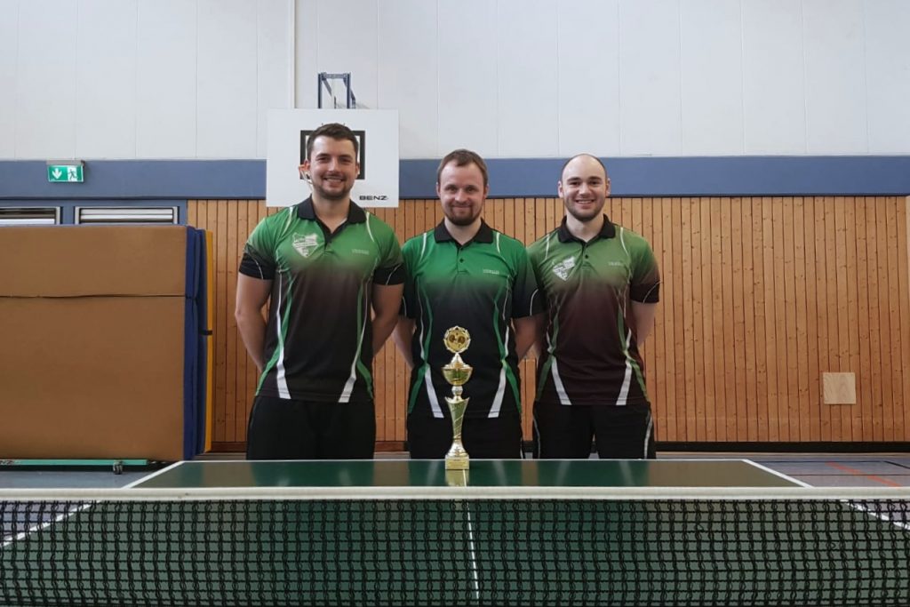 Bezirkspokalsieger der Kreispokalsieger: SV Tanne Thalheim Thalheim mit Florian Escher, David Neuber, Stefan Lange